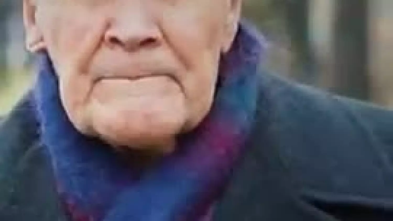 jestemtuczekam-jak-rozpoznac-osobe-z-zaburzeniami-pamieci-lub-orientacji-potrzebujaca-pomocy.mp4