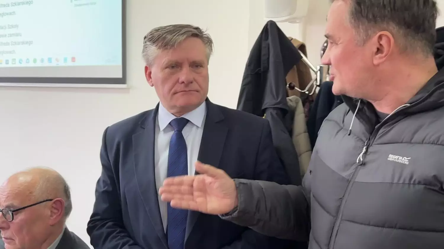 burmistrz-jacek-sleczka-burmistrz-wychodzi-z-nerw-1.mp4