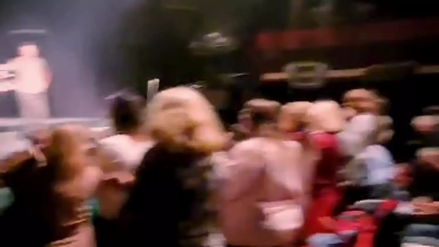 salon-odnowy-zaprasza-m-in-artur-dziurman.mp4